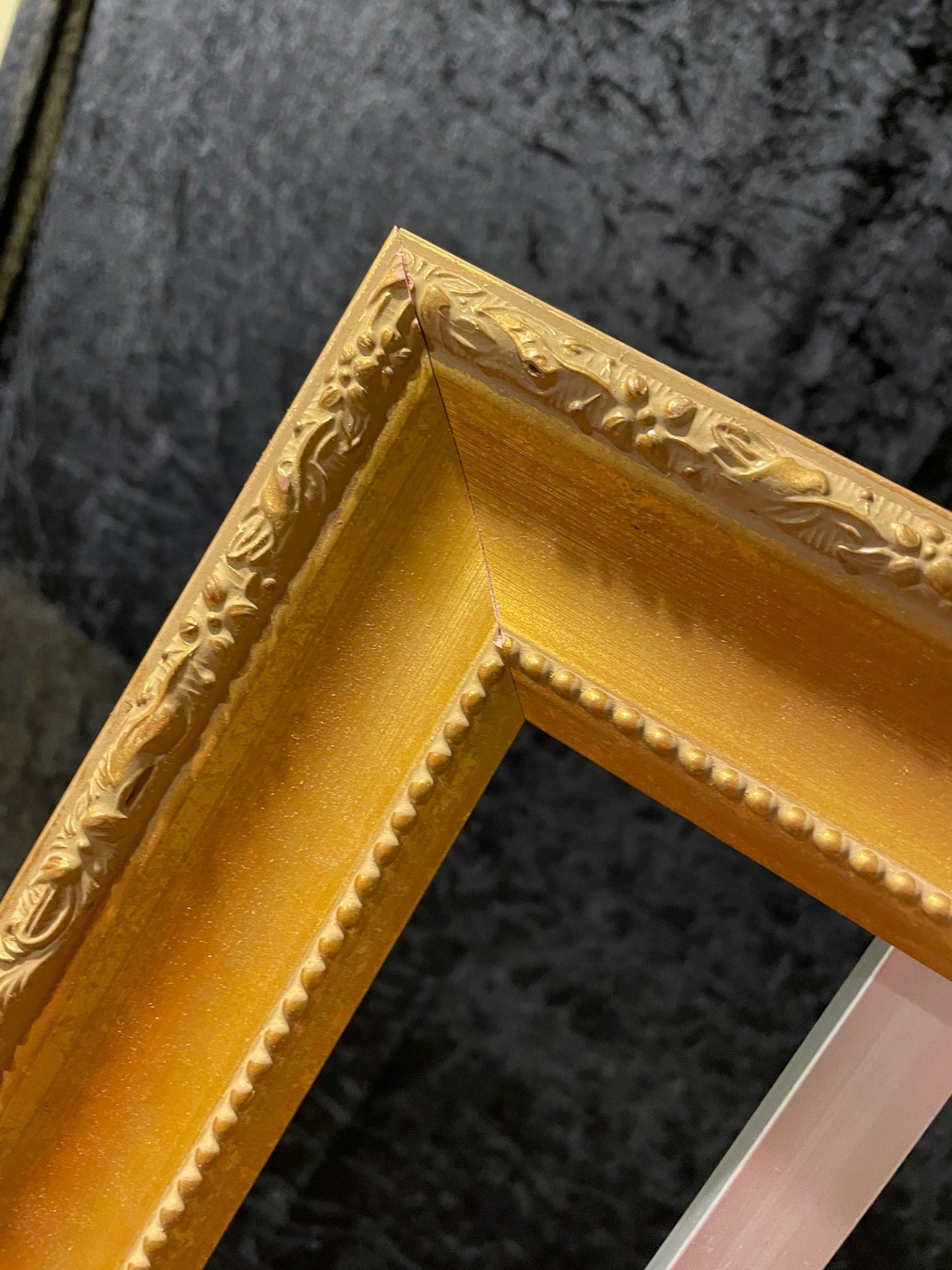 Traditional Holly Edge Vintage Wooden Picture Frames - Variety of Sizes