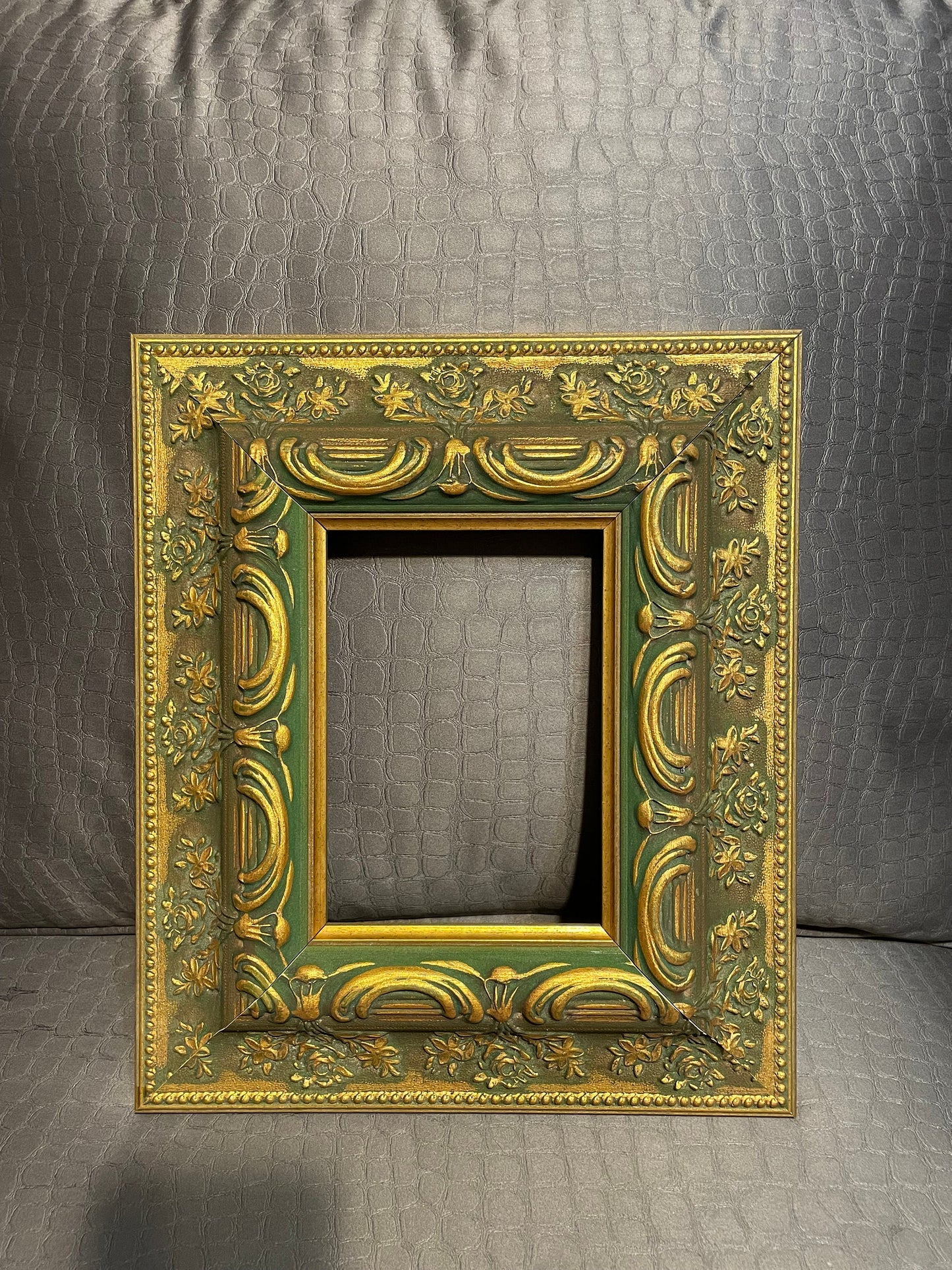 Parliament - Non-Wood Vintage Picture Frames - Variety of Sizes