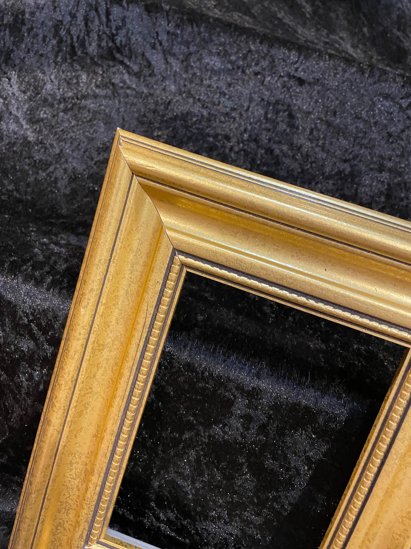 Classic Gold Bead - Vintage Wooden Picture Frames - Variety of Sizes