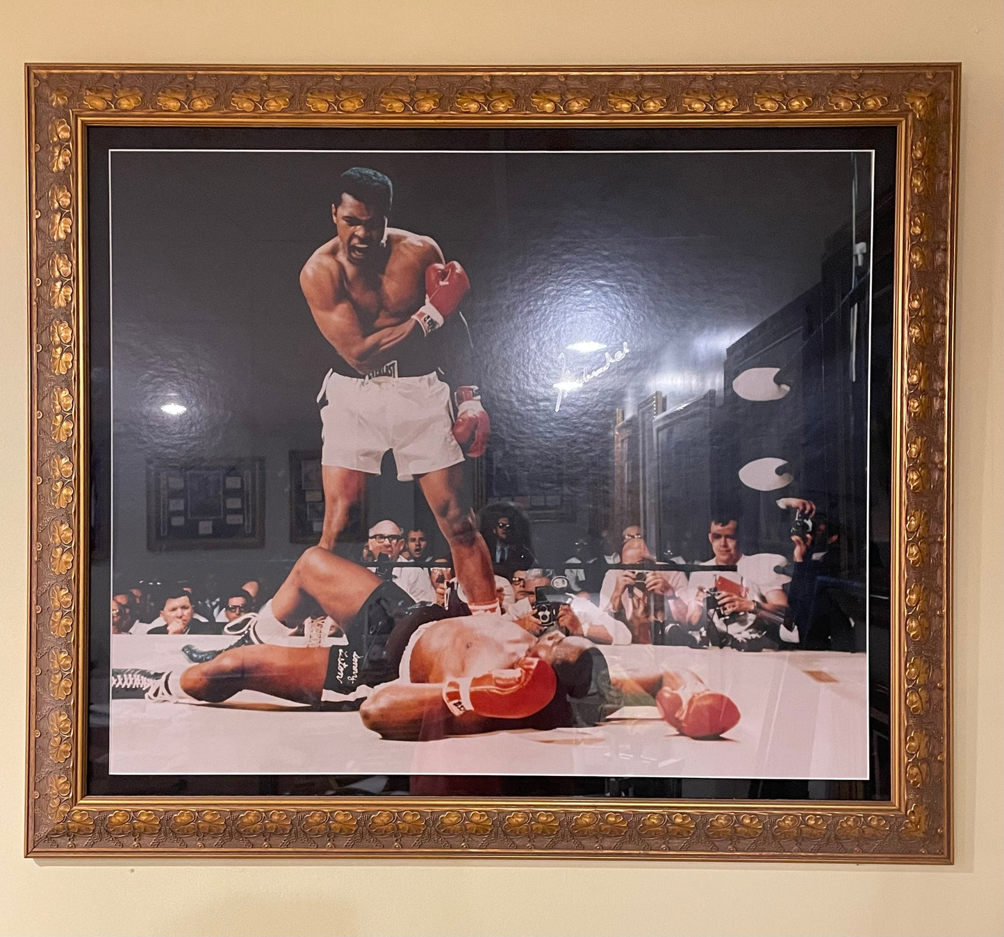 Large Format Frames / Framing for Murals and Large Items - DIY Assembly