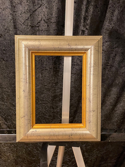 Brutus's Best - Vintage Wooden Picture Frames - Variety of Sizes